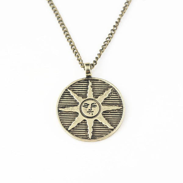 Game Dark Souls Sun Necklace Hip Hop Punk Sun Rider Solar Face Pendant Chains Necklace For Men Jewelry Accessories Gift