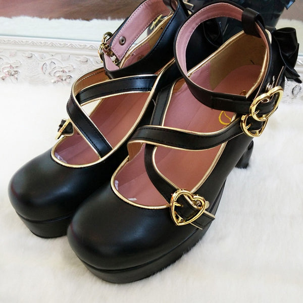 2020 Japanischer Stil LOLITA Schuhe Studentin Schuhe PU-Leder Herzförmige Schuhe Kitten Heels Mary Jane Schuhe
